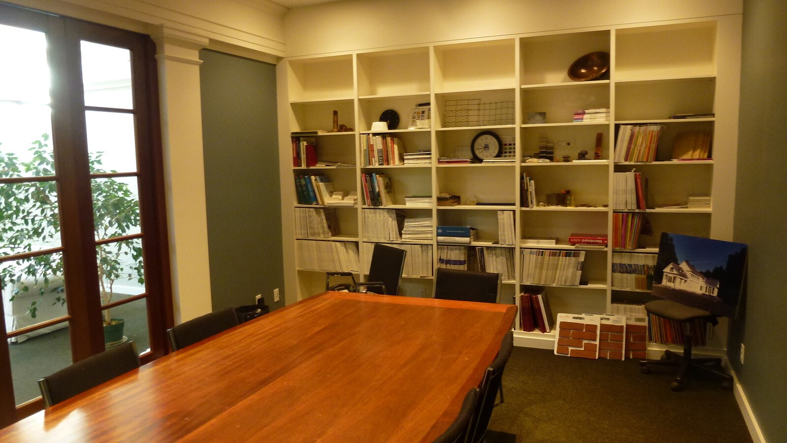 56 Winthrop St, Concord, MA 01742