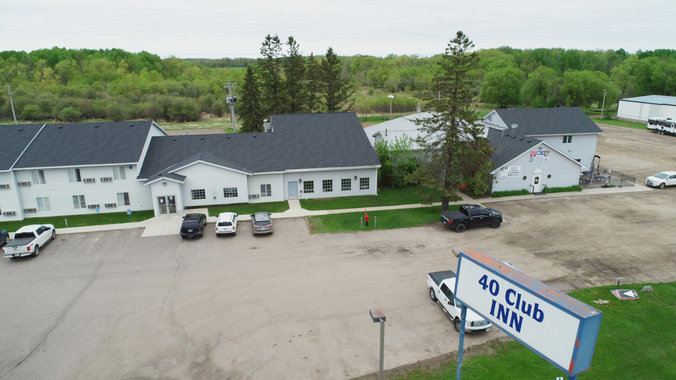 950 2nd St NW, Aitkin, MN for sale - Building Photo - Image 1 of 1