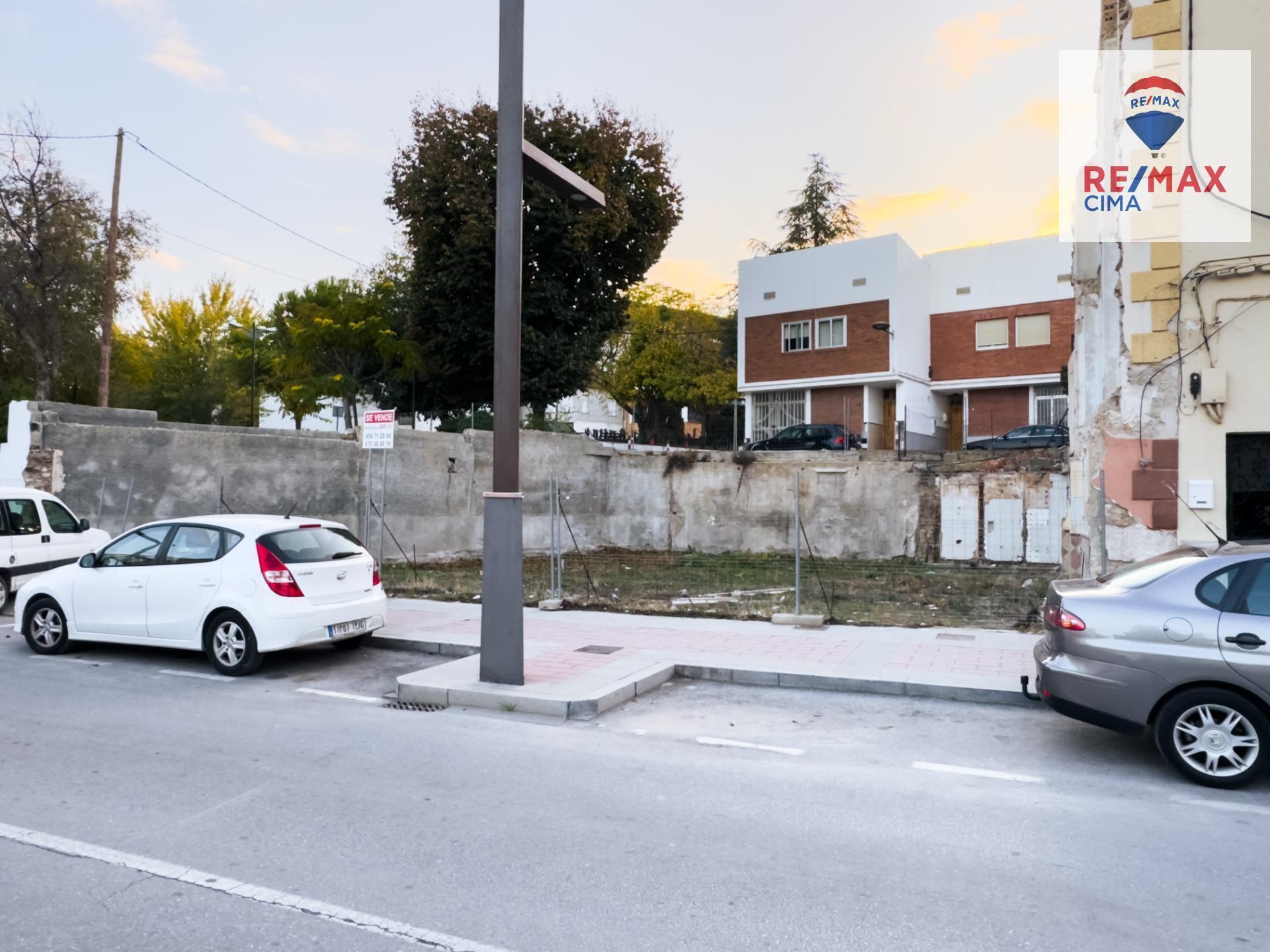 Jose, 51, Baza, Granada for sale Building Photo- Image 1 of 14