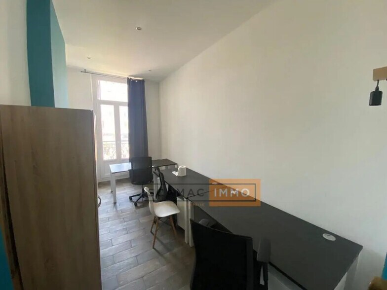 Office in Toulon for lease - Interior Photo - Image 2 of 7