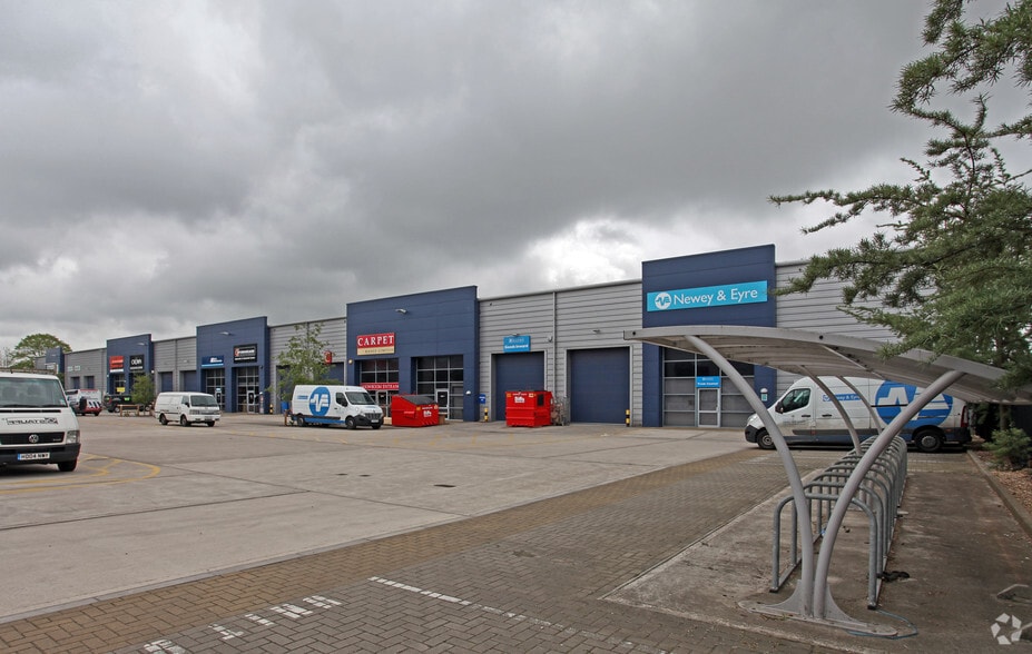 Third Av, Southampton for lease - Building Photo - Image 3 of 5
