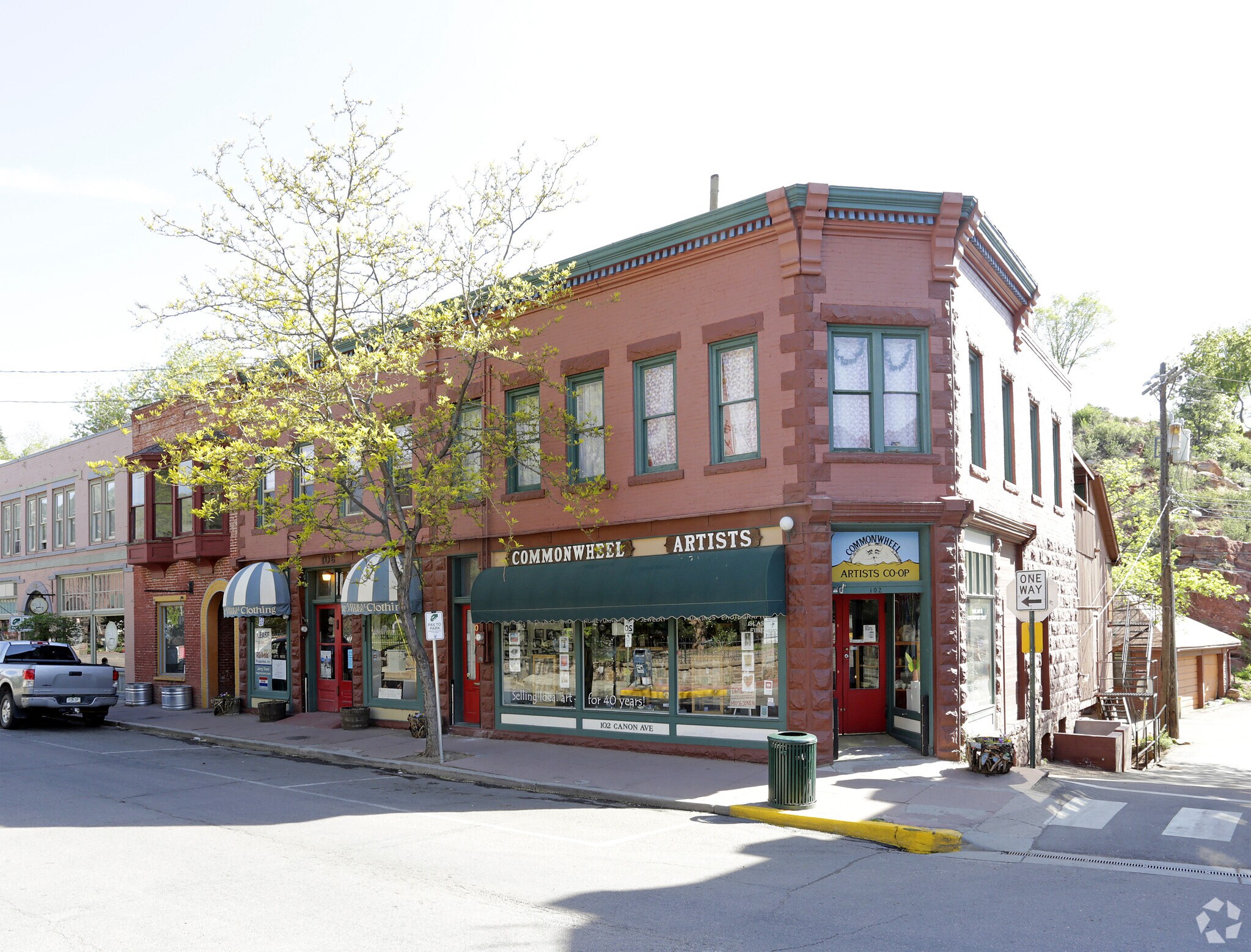 102-106 Canon Ave, Manitou Springs, CO for sale Primary Photo- Image 1 of 1
