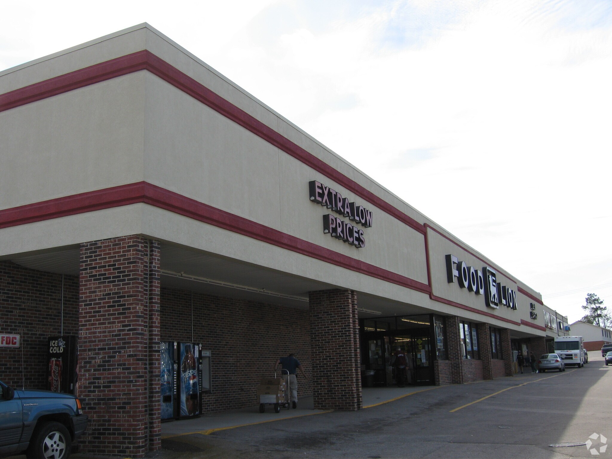 3975-3985 Platt Springs Rd, West Columbia, SC for sale Primary Photo- Image 1 of 1