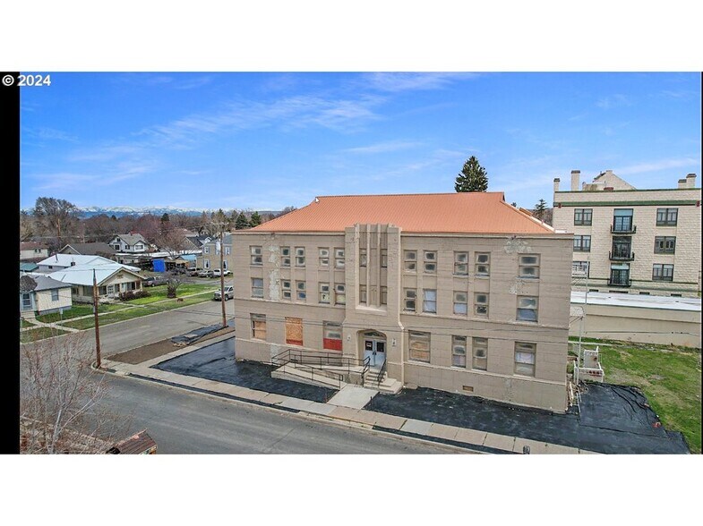 2330 5th St, Baker City, OR for sale - Primary Photo - Image 1 of 1