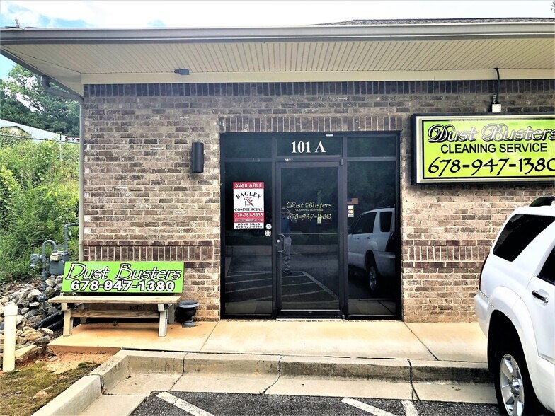 2415 State Barn Rd, Cumming, GA for sale - Building Photo - Image 1 of 1