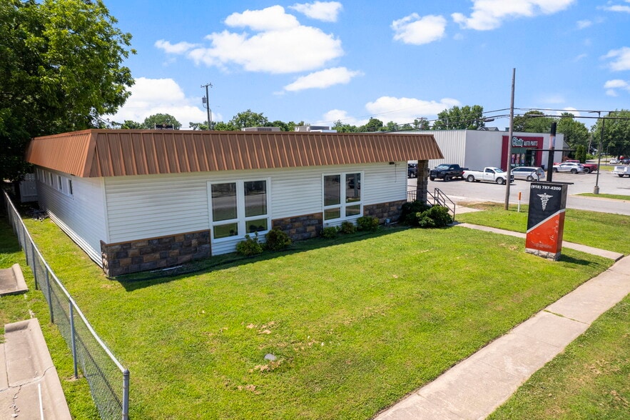 700 S Main St, Grove, OK for sale - Building Photo - Image 1 of 55