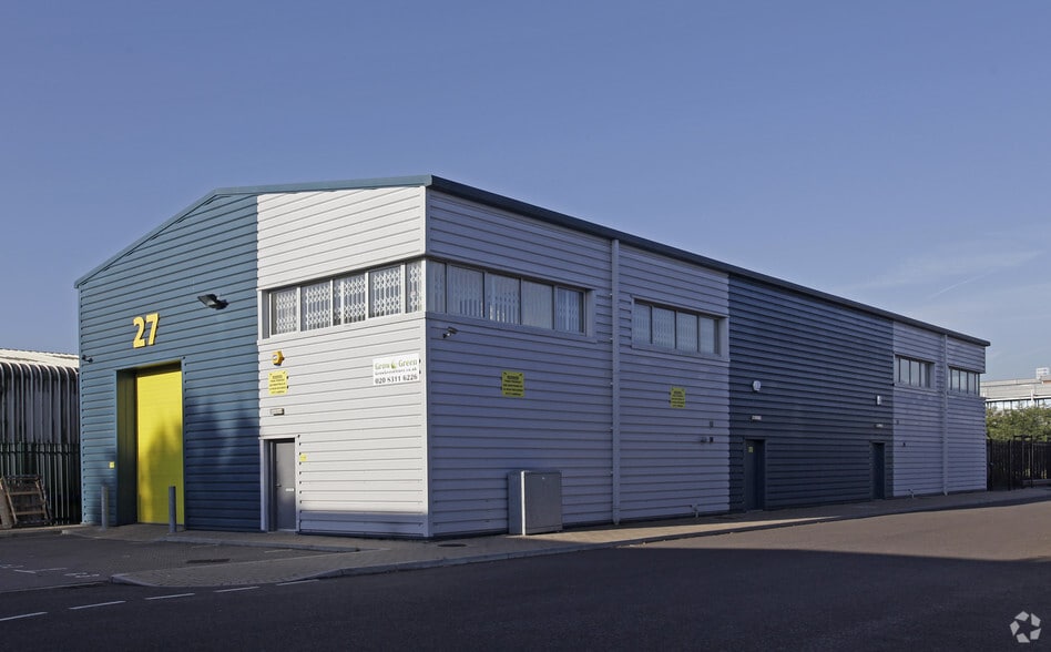 28 Alder Close, Bexley for sale - Primary Photo - Image 1 of 1