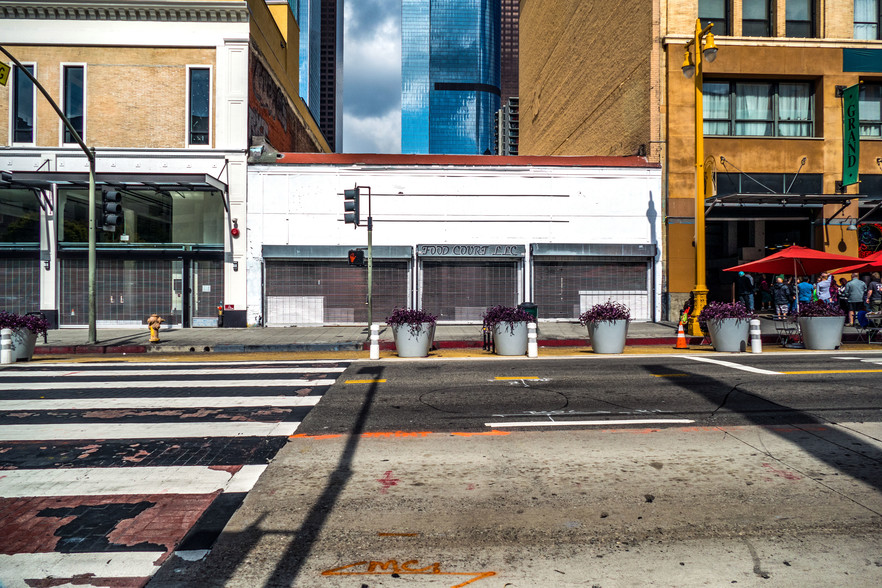 327 S Broadway, Los Angeles, CA for sale - Building Photo - Image 1 of 1