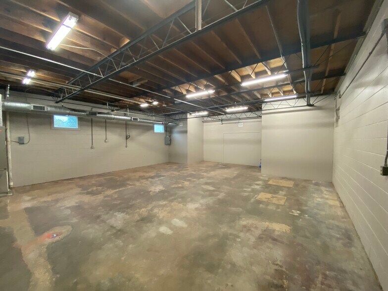 1808 Boundary St, Beaufort, SC for sale - Interior Photo - Image 1 of 1