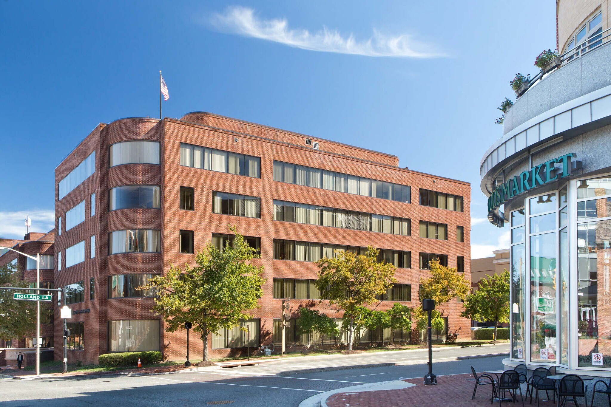 1680 Duke St, Alexandria, VA for lease Building Photo- Image 1 of 11