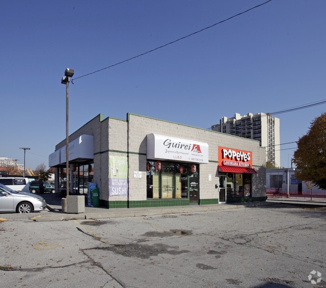 579 Kerr St, Oakville, ON for sale - Primary Photo - Image 1 of 1