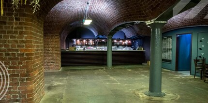 Albert Dock, Liverpool for lease Interior Photo- Image 1 of 4