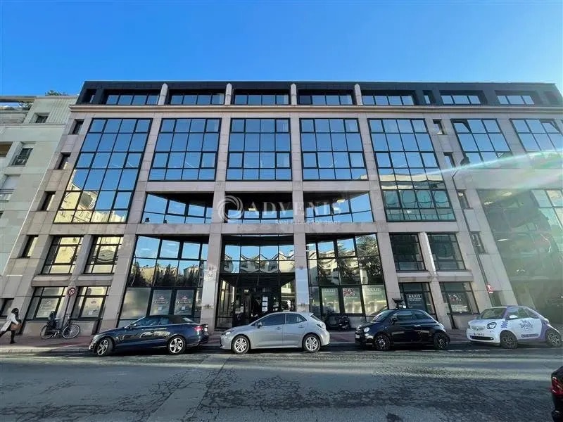 Office in Levallois-Perret for lease Building Photo- Image 1 of 7