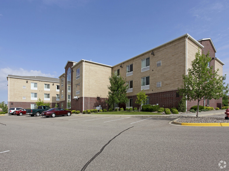 7855 Century Blvd, Chanhassen, MN for sale - Primary Photo - Image 1 of 1