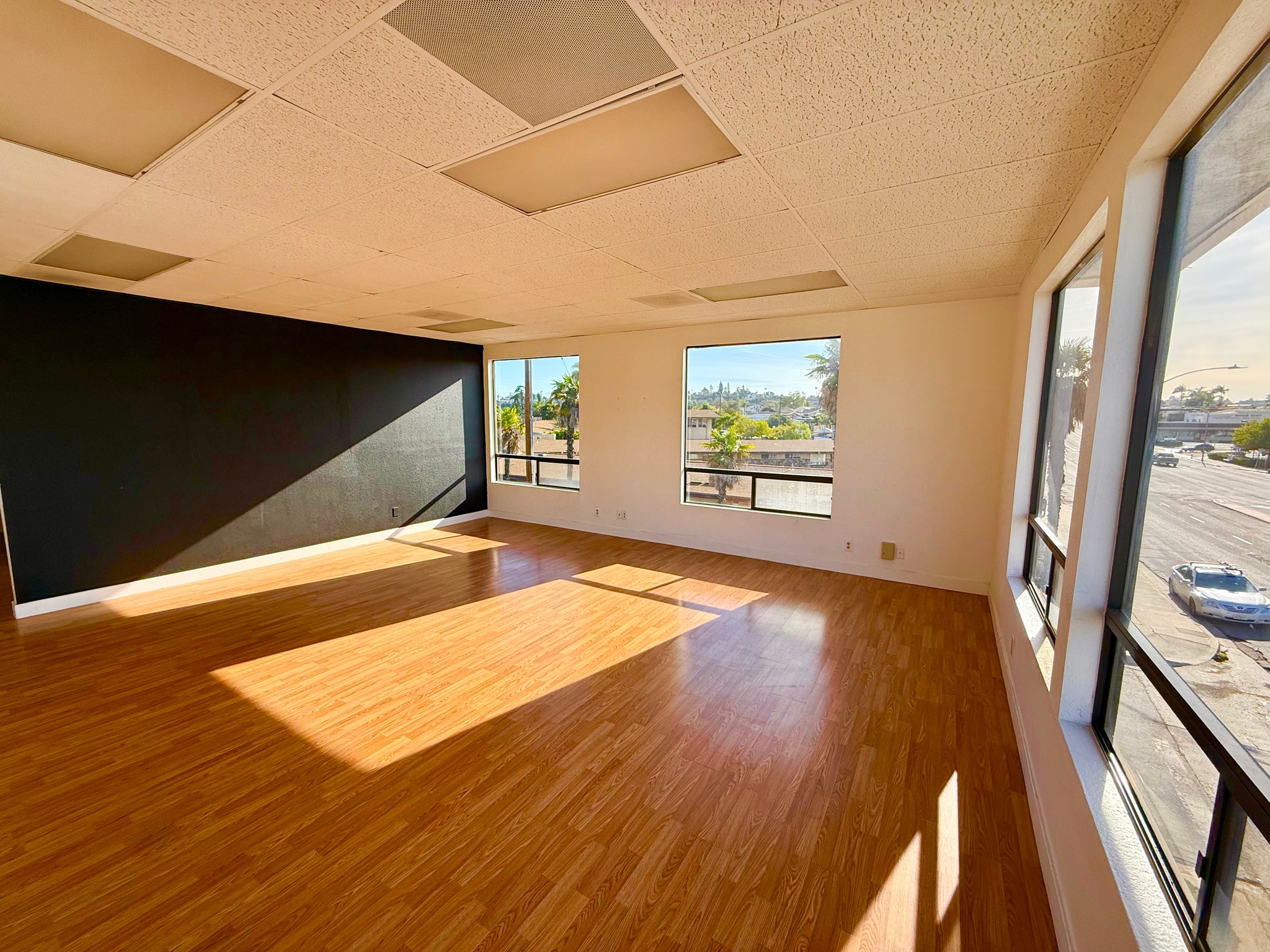 8893 La Mesa Blvd, La Mesa, CA for lease Building Photo- Image 1 of 6