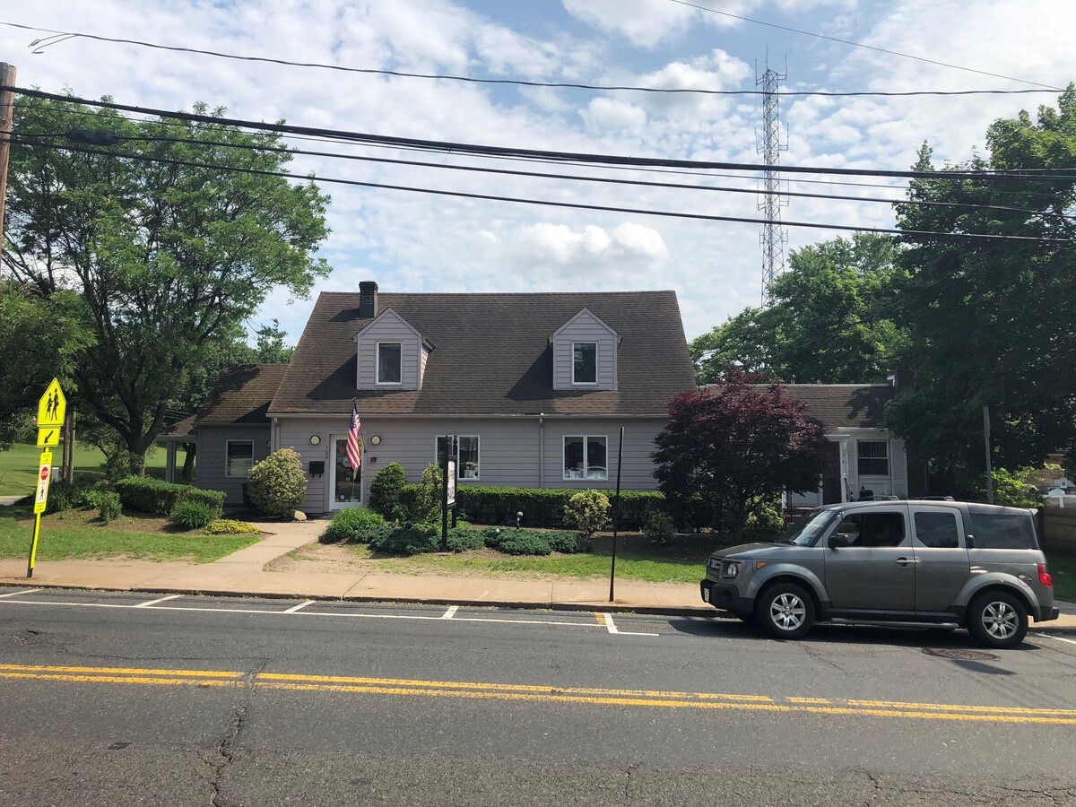 180 E Main St, Ramsey, NJ 07446