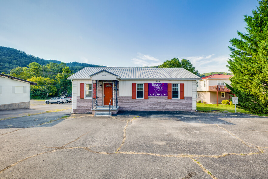 1119 N Main Ave, Erwin, TN for sale - Primary Photo - Image 1 of 1