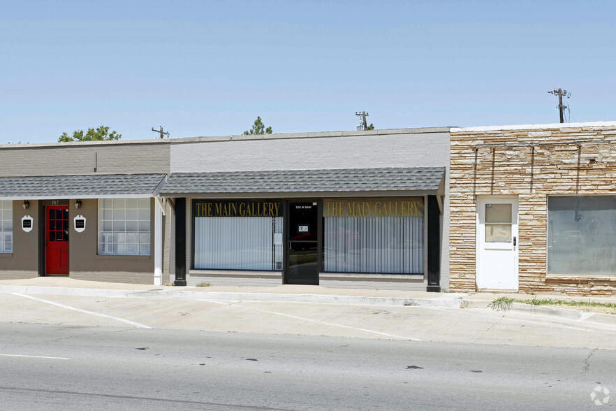 305 W Gray St, Norman, OK for lease - Building Photo - Image 2 of 2