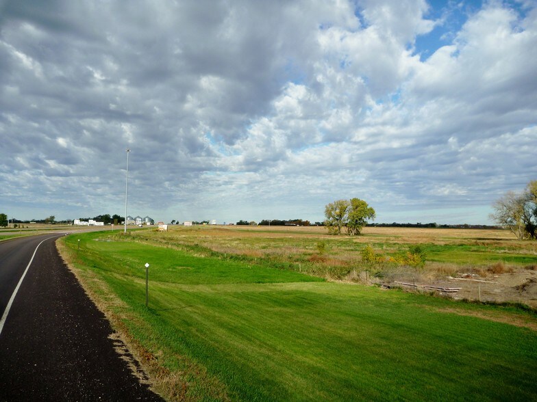 125 Sunset Rd, Chamberlain, SD 57325