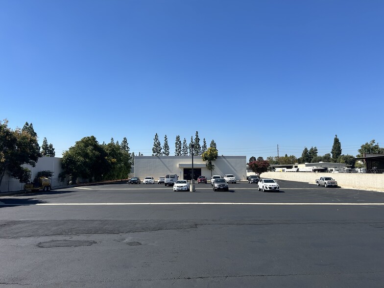 13595 12th St, Chino, CA for sale - Building Photo - Image 1 of 2