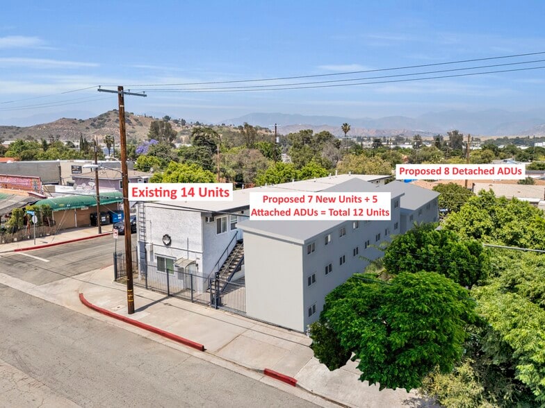 10028 San Fernando Rd, Pacoima, CA for sale - Building Photo - Image 2 of 17