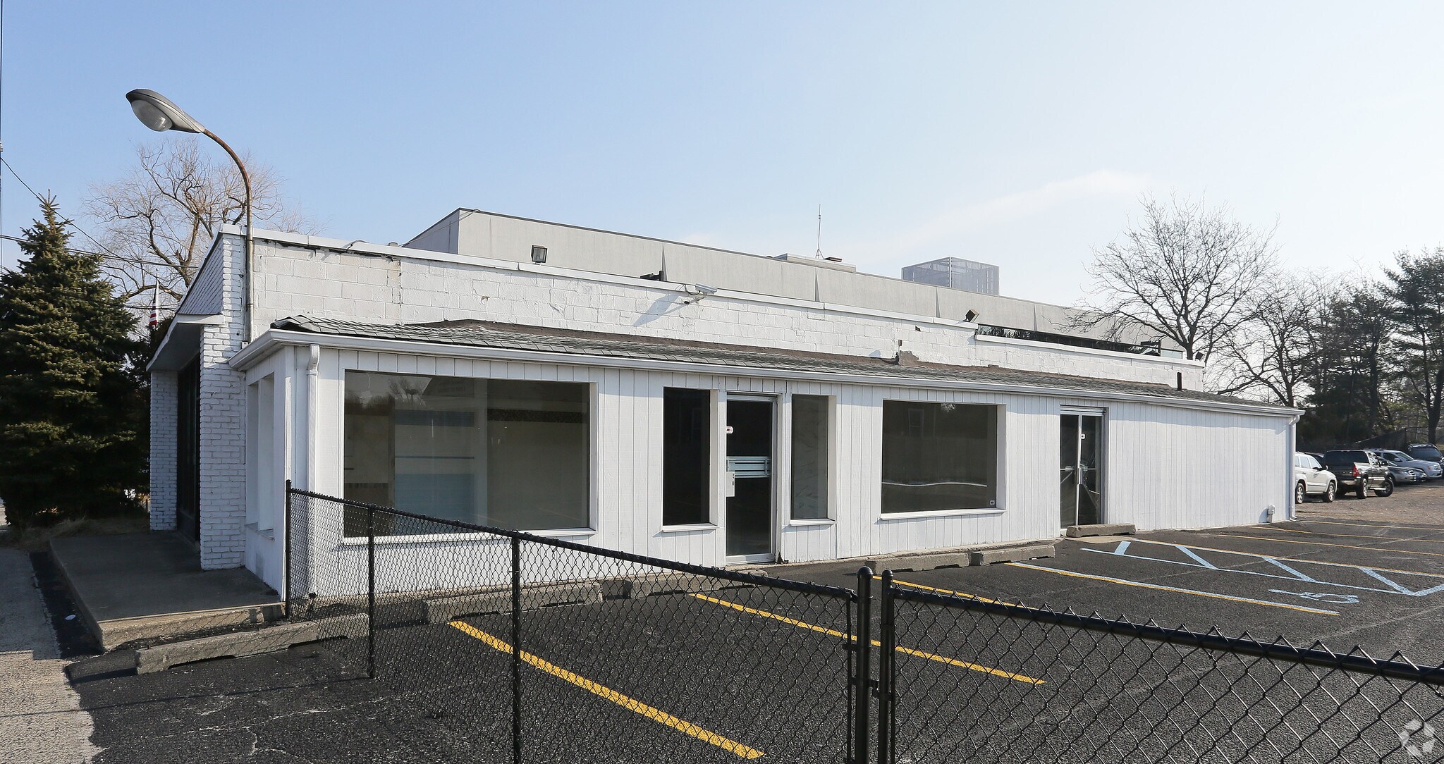 82 Commack Rd, Commack, NY for sale Primary Photo- Image 1 of 1