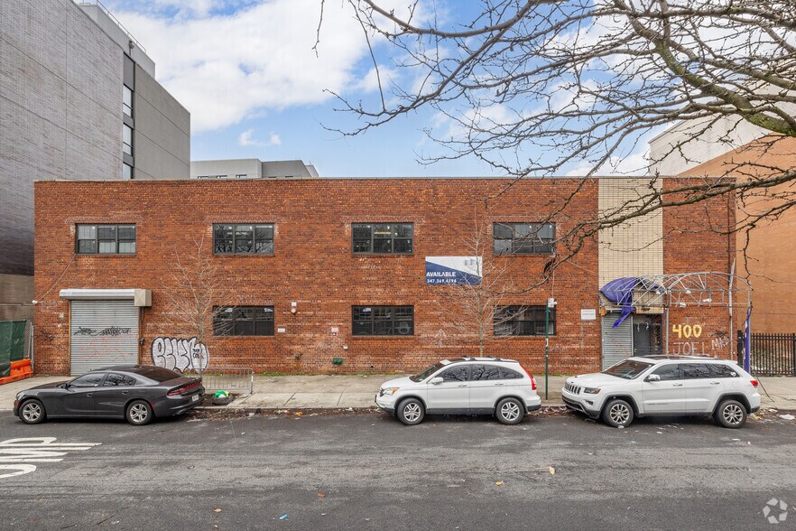 400 Thatford Ave, Brooklyn, NY for lease - Building Photo - Image 2 of 8