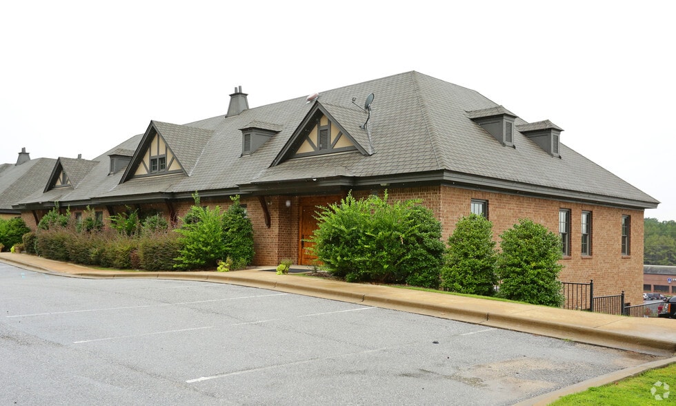 3000 Southlake Park, Birmingham, AL for sale - Building Photo - Image 2 of 4