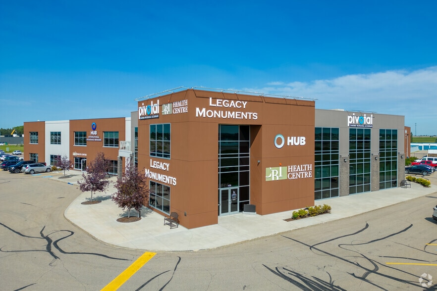 33 Mckenzie Cres, Red Deer County, AB for sale - Building Photo - Image 1 of 1