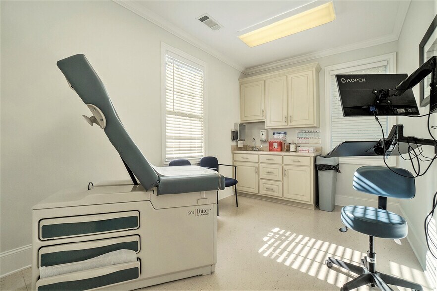 1690 Stone Village Ln, Kennesaw, GA for lease - Building Photo - Image 10 of 13
