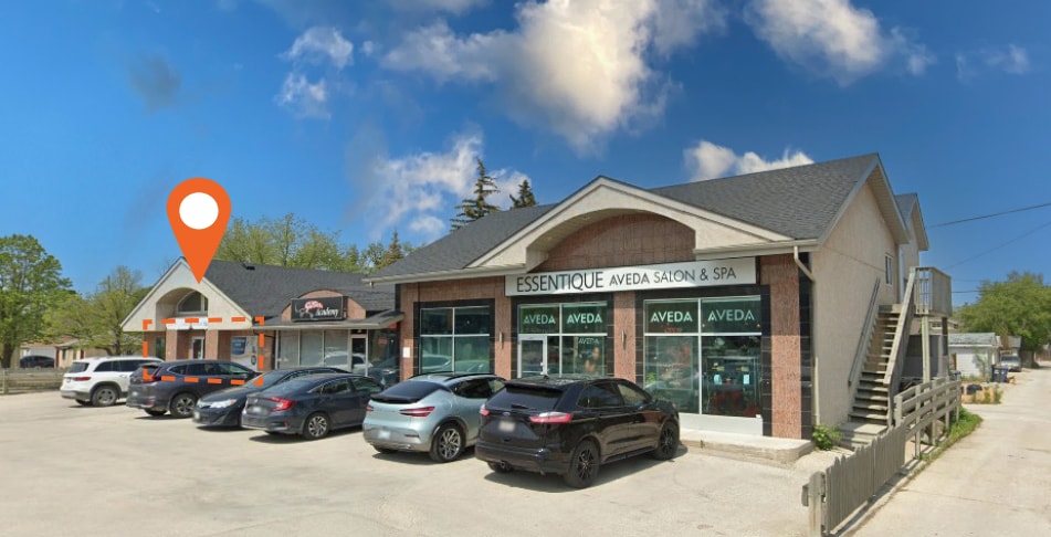 545 Academy Rd, Winnipeg, MB for sale Primary Photo- Image 1 of 1