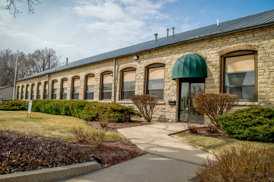 Flinn St, Batavia, IL for lease - Building Photo - Image 3 of 6