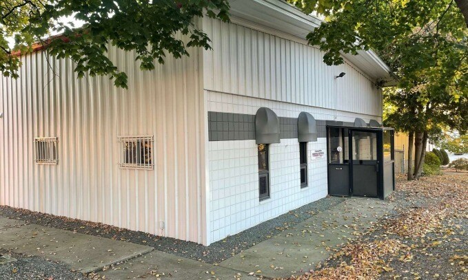 75 Beverage Hill Ave, Pawtucket, RI for sale Primary Photo- Image 1 of 1