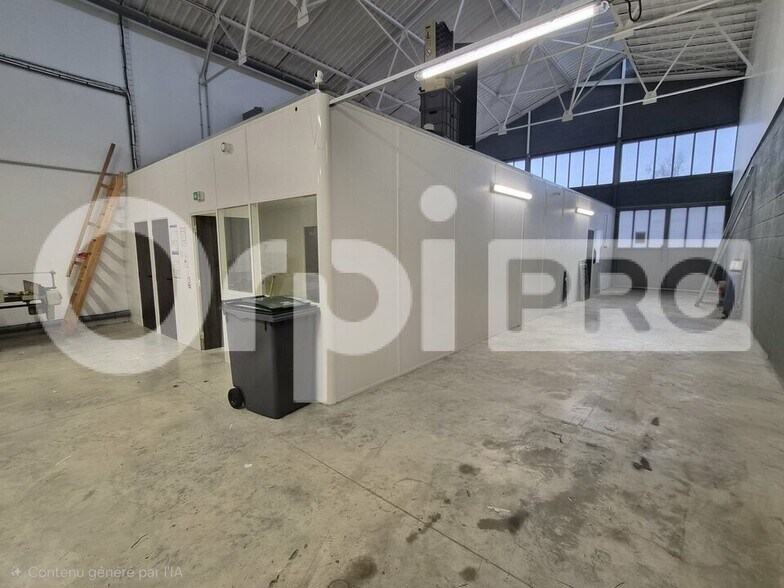 Flex in Reims for lease - Building Photo - Image 3 of 12