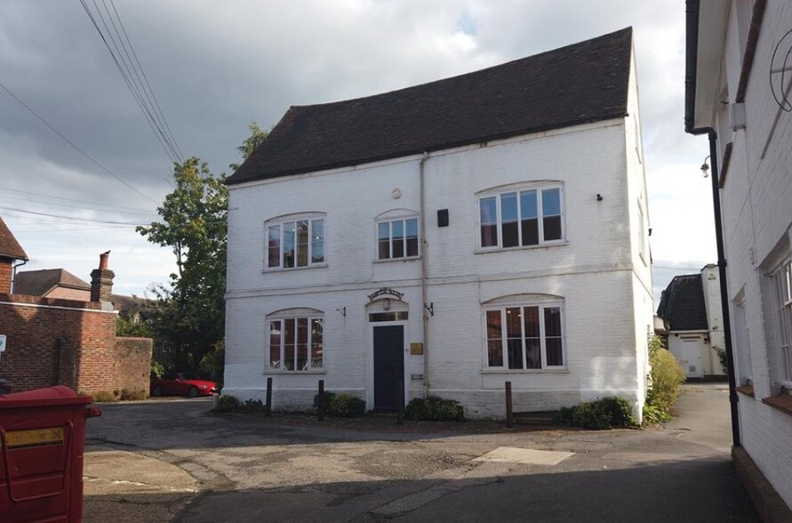 High St, East Grinstead for sale - Building Photo - Image 1 of 8