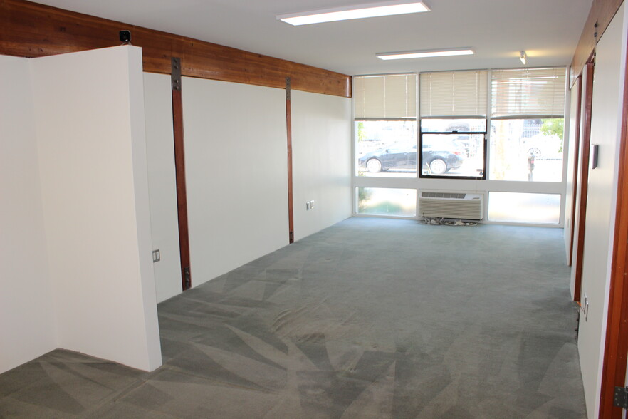 2300 Westwood Blvd, Los Angeles, CA for lease - Interior Photo - Image 2 of 34