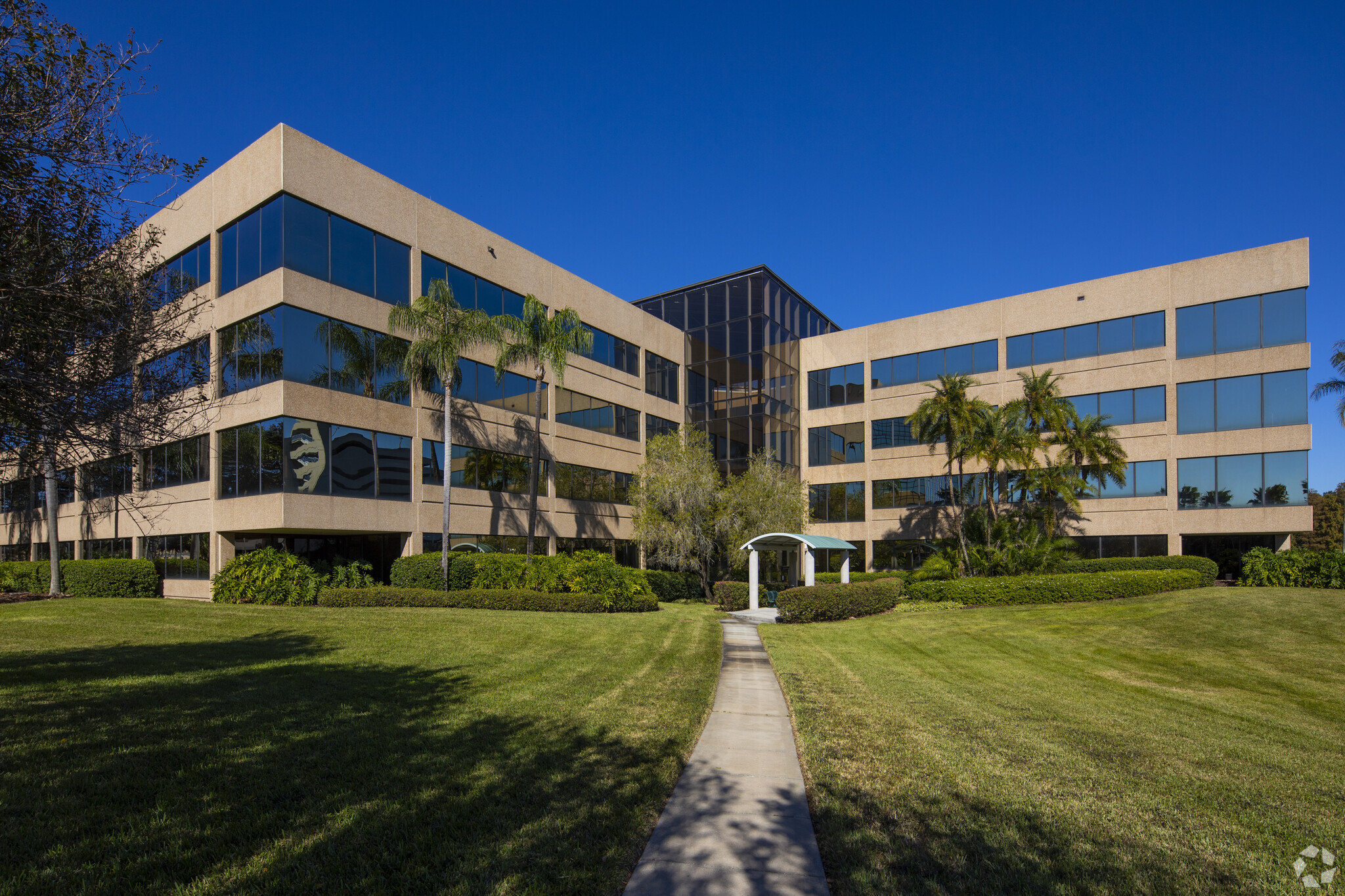 3101 W Dr Martin Luther King Blvd, Tampa, FL for lease Building Photo- Image 1 of 12