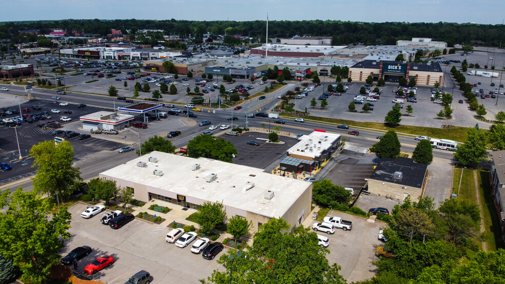 2656-2676 E 2nd St, Bloomington, IN for lease - Building Photo - Image 2 of 3