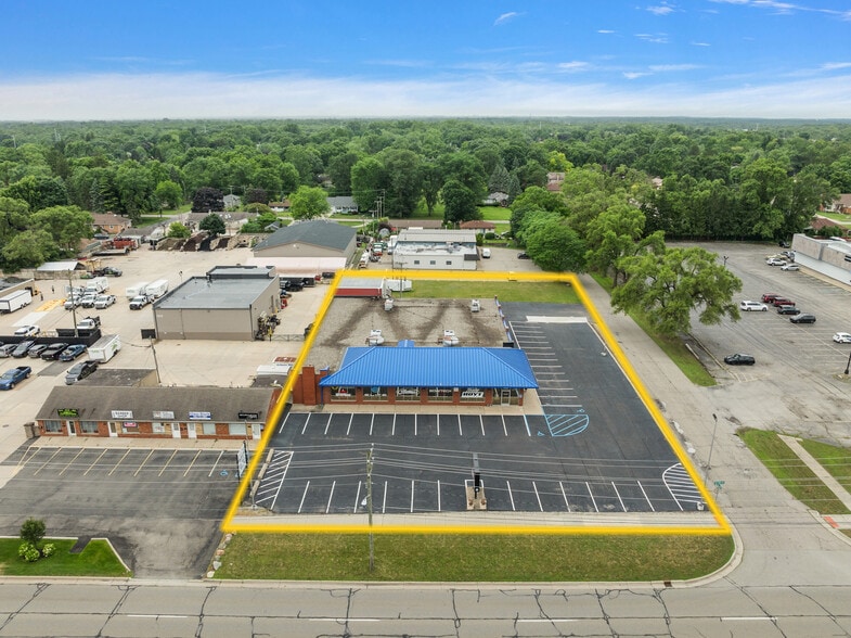 47979 Van Dyke, Shelby Township, MI for sale - Building Photo - Image 3 of 15