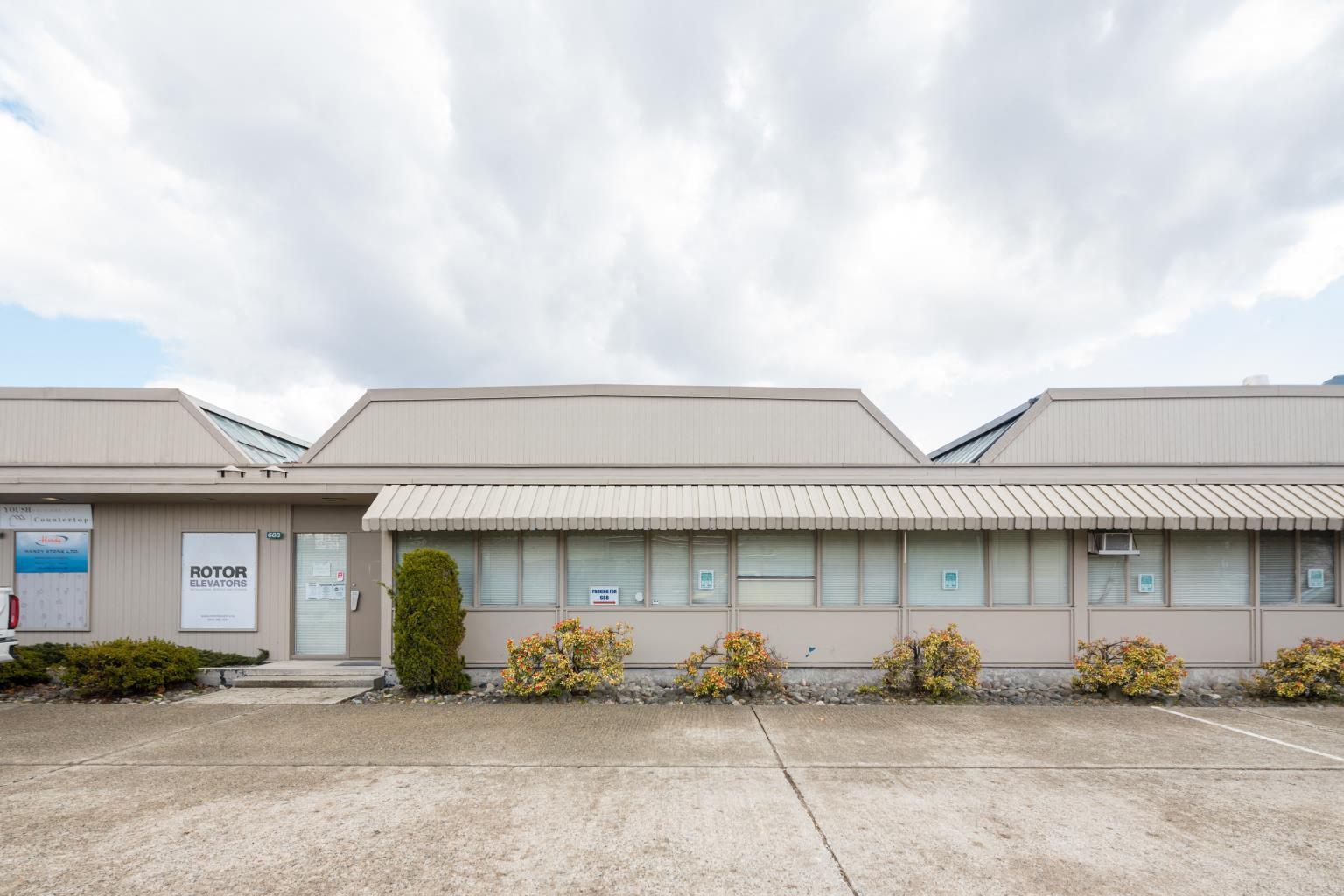 638-706 Derwent Way, Delta, BC for lease Building Photo- Image 1 of 3