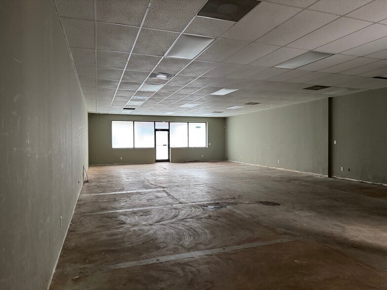 3748 Reynolda Rd, Winston-Salem, NC for lease - Building Photo - Image 3 of 8