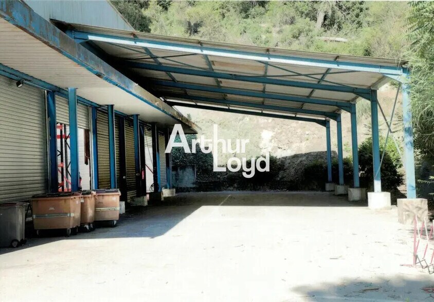 Flex in Contes for lease - Building Photo - Image 2 of 5