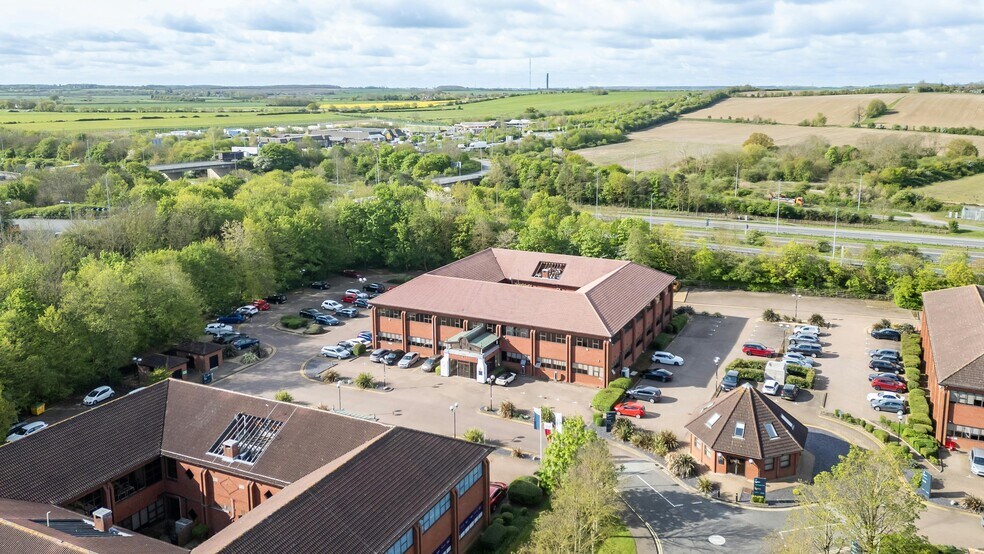 Bakewell Rd, Peterborough for lease - Building Photo - Image 3 of 7