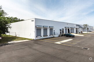 More details for 7662 Philips Hwy, Jacksonville, FL - Industrial for Lease