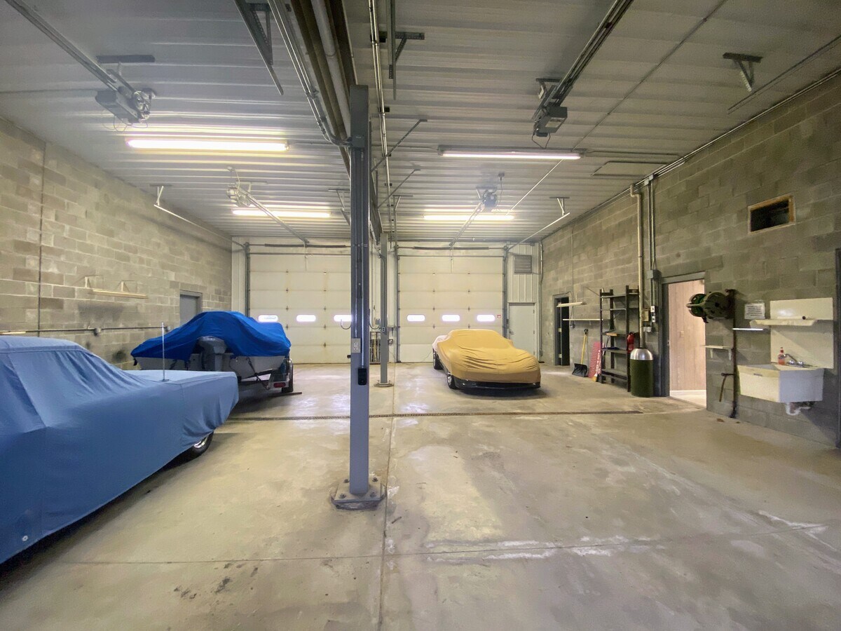 200 W Jackson St, Towanda, IL 61776