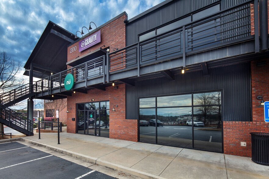 227 Sandy Springs Pl NE, Atlanta, GA 30328