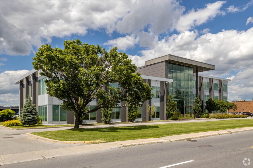 1675 Hwy Trans-Canada, Dorval, QC for lease - Building Photo - Image 2 of 4