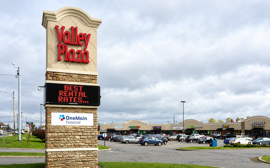 Valley Plaza - Retail Space