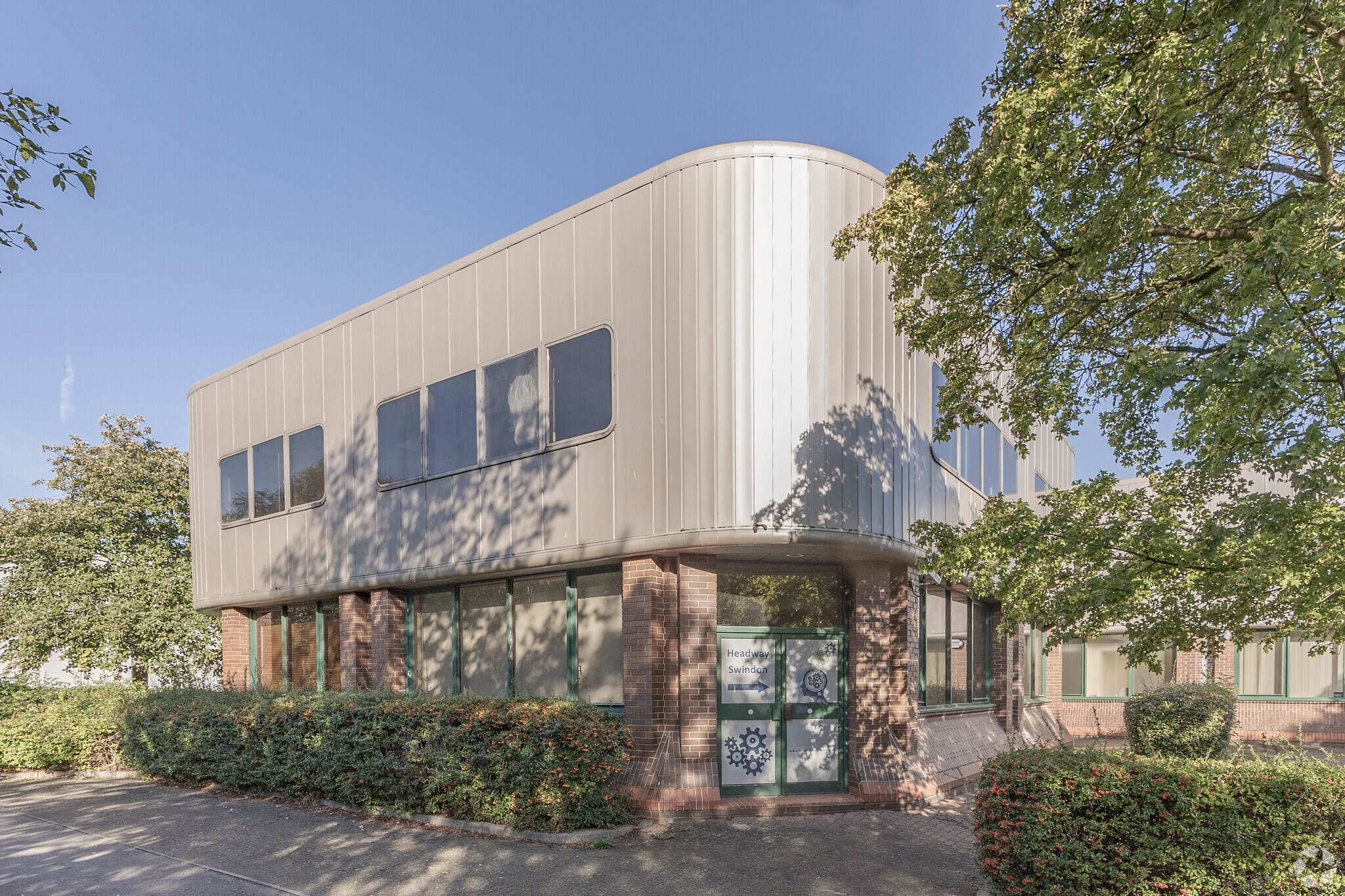 Dorcan Complex, Swindon for sale Primary Photo- Image 1 of 3