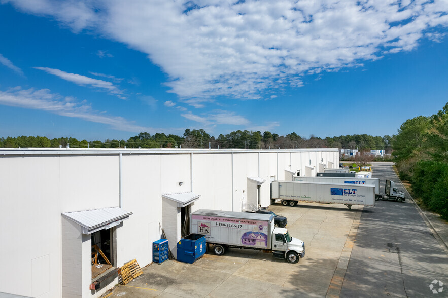 5101 Nelson Rd, Morrisville, NC for lease - Building Photo - Image 3 of 7